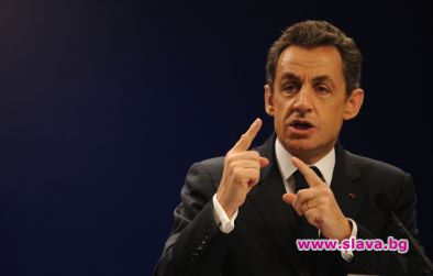 Саркози пие и не плаща