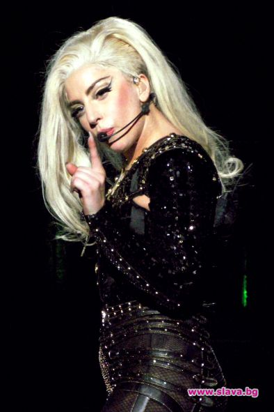 Лейди Гага дебютира в киното