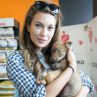 Никол Станкулова кръсти две бездомни кученца 