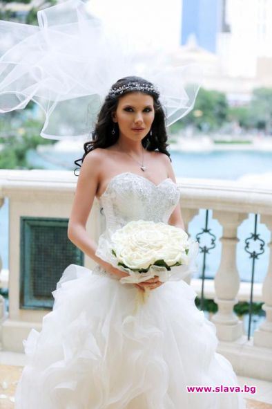 Чалга звезда се омъжи като принцеса в Лас Вегас