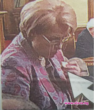 Менда Стоянова разтяга локум в парламента