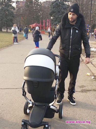 Благой разхожда бебето