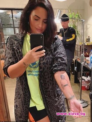 Деми Ловато посвети татуировка на прабаба си