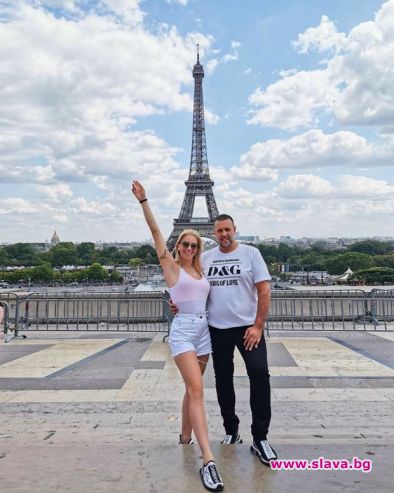Емилия и Башур на ваканция в Париж