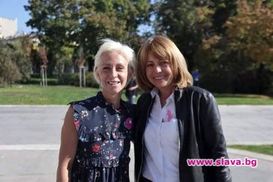 Фандъкова се включи в кампанията за превенция срещу рака на гърдата