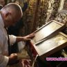 Глобяват Борисов за без маска в Рилския манастир