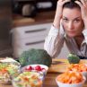 Защо диетата води до депресия? Кои храни носят добро настроение?