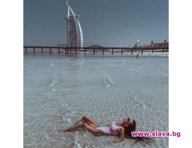 Мария на меден месец в Дубай