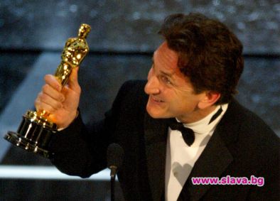 Шон Пен даде Оскара си на Зеленски