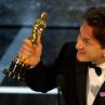 Шон Пен даде Оскара си на Зеленски