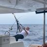Михаил Билалов помпа мускули на яхта в Средиземноморието