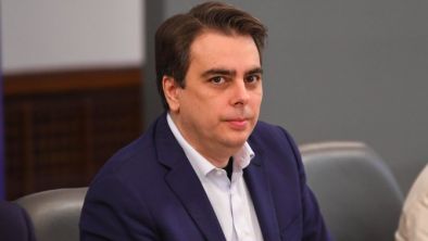 Ас. Василев не е върнал $1,5 млн. за къщата на Чаталджа: BIRD 