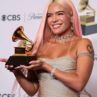 Латино звездата Карол Джи е Жена на годината на Билборд