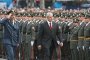 Понош: Армията се разпада