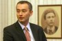  Не можеш да публикуваш нещо, без да си предупредил двете страни, участващи в него, че ще го направиш“, каза по БНР външният министър Николай Младенов по повод скандала "Дянков – Първанов". 
