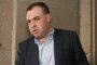 Министър Найденов проверява ресторант, в който  чупят зъби
