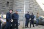 Терминатор с лопата млати нашата полиция