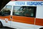 Труп виси от козирката на блок