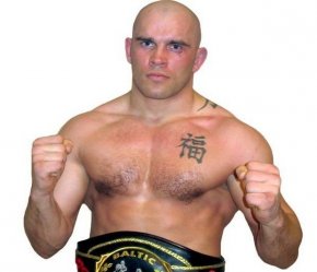 Латвиецът Поцевичус, срещу когото излиза Джамбазов