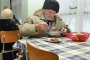 Един от 4 българи гладува