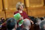 Манолова: ВАС спира лимитите на болниците