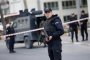 Задържаха 85 служители на министерства в Турция