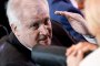   Германия прави "трансферни центрове" за бежанци