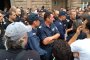 Животновъдите щурмуваха МС, сблъсъци с полицията
