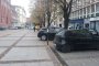   Паркът пак е паркинг – махнаха кол за удобство на навлизащите в Градската градина коли