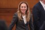   Вицепремиерът Николова: Готова съм на среща с майките на деца с увреждания 