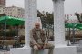   Велислав Минеков с творба в парка на Имамоглу