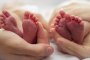 Жена роди близнаци с 10 години разлика
