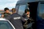 Задържаха бус с над 30 нелегални мигранти на АМ Тракия