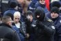 мъж с газов пистолет на протеста пред НС