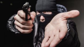 Районната прокуратура в Пловдив привлече като обвиняем Васил Николов за грабеж от пощенския клон в пловдивското село Катуница
