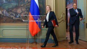 
Нелепият гаф идва броени дни след предишното географско откритие на дипломат №1 на Великобритания