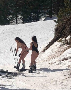 Скиорки по бански в Пирин