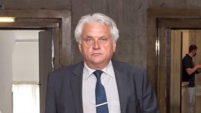  Испанските власти проверяват информация за недекларирани милиони от български политици