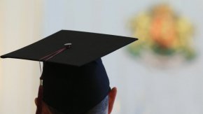 Създадена е организация за провеждане на лекции при 50% заетост на помещенията