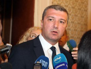 БСП недоволни от премиера заради АЕЦ Белене