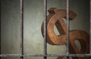  Този ход е в отговор на замразяването на руски капитали в чужбина от страна на САЩ, ЕС и техните съюзници