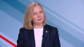 Йорданова не пожела да каже пред журналистите конкретни сигнали