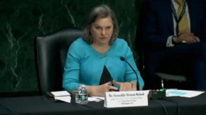 

По време на изслушване в Сената Нюланд беше попитана дали в Украйна има химически или биологични оръжия