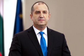 Трябва да бъдем солидарни с украинския народ, заяви Радев
