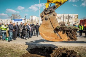 
 Започва строителството на нов участък от метрото – 3 км през район „Подуяне“ до кв. „Левски Г“. 