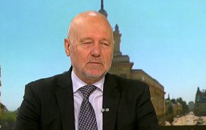 Тагарев бе спряган за сигурна номинация след като бившият вече министър Стефан Янев подаде оставка