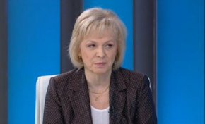  

Оставката на Първанова беше поискана от Елисавета Белобрадова от Демократична България след изслушването ѝ