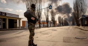 Френският лидер заяви също, че ще обсъди операцията в Мариупол с руския президент Владимир Путин "в рамките на 48 до 72 часа"