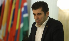 Премиерът коментира, че поста на управител на БНБ и работа във Световната банка са различни компетентности