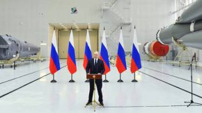 Путин посети космодрума "Восточний" в руската Далекоизточна област Амур във вторник заедно с беларуския си колега Александър Лукашенко